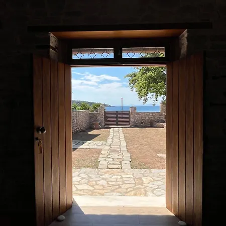 Eva Seaside House * Μηλιά