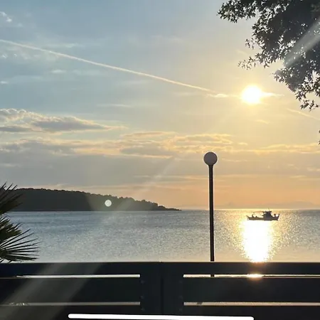 بيت للعطل Eva Seaside House